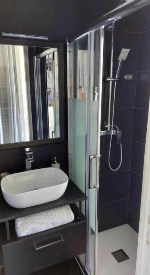 Bagatelle Naturiste Heliopolis Clim Ascenseur Vue Mer Parking Prive 阿格德 外观 照片